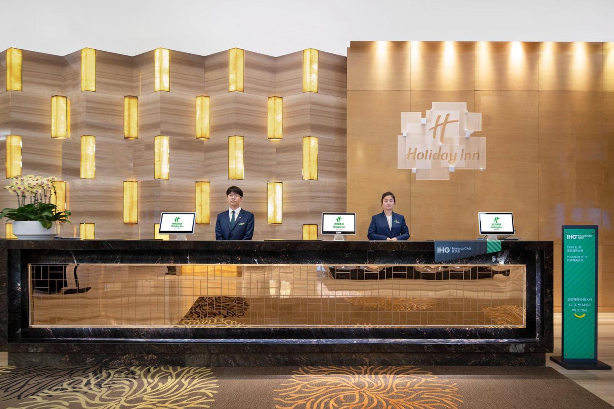 Holiday Inn Chengdu Oriental Plaza, An Ihg Hotel Zewnętrze zdjęcie